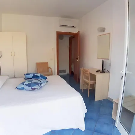 Esperidi Resort 4*
