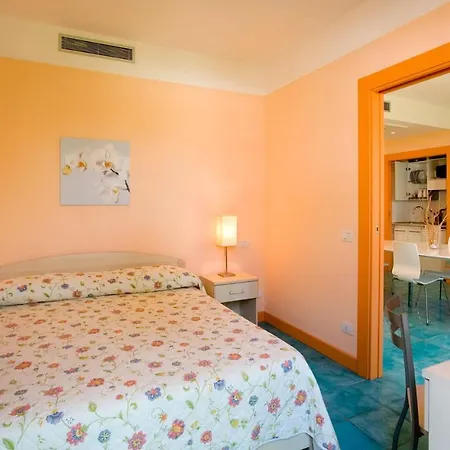 Esperidi 4* סן אנג'לו