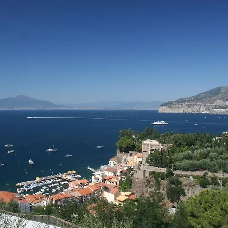 Esperidi Rezort Sant'Agnello